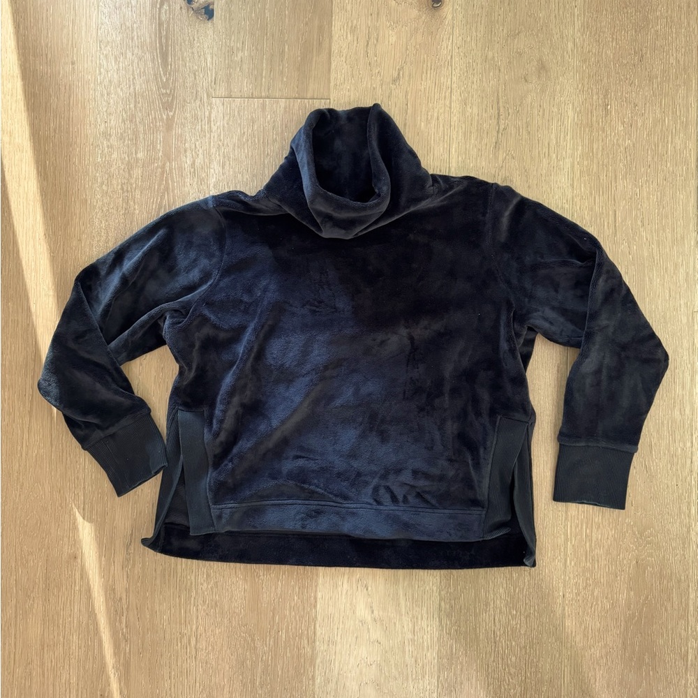 Athleta velour mock pullover